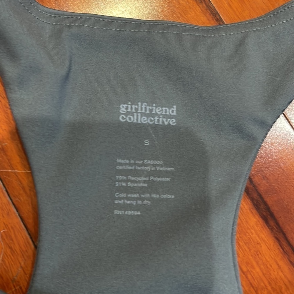 Girlfriend collective RIB sports bra - Picture 4 of 5